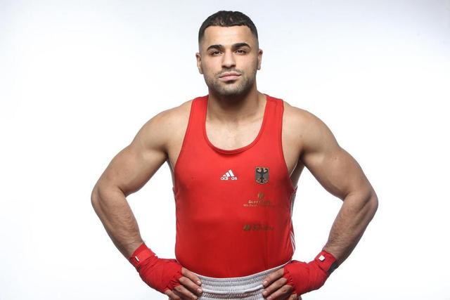 凯尔：我们并不打算在冬季出售那些多特长期依赖的球员（凯尔：冬窗不考虑放走多特长期倚重的球员）