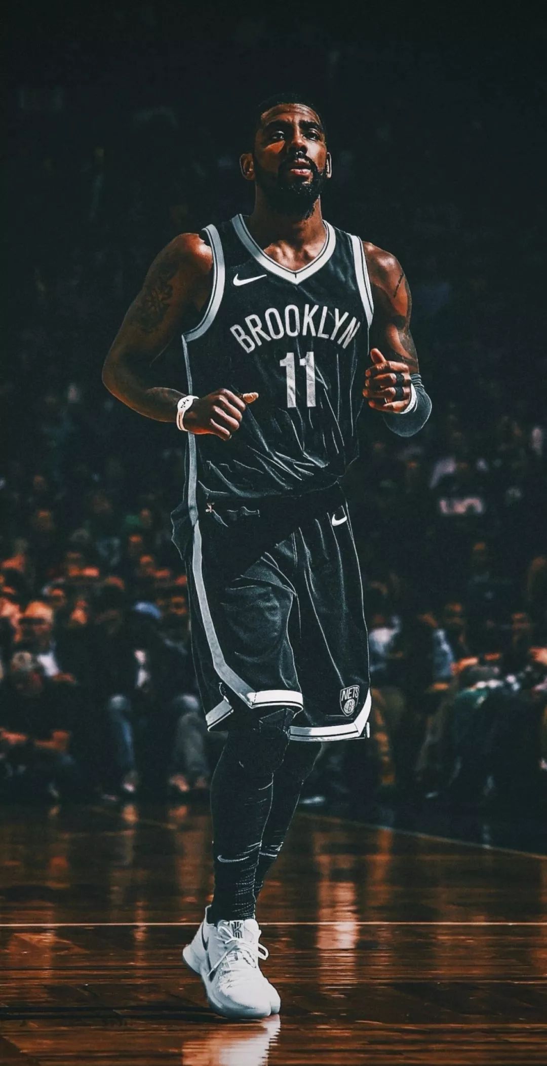 科莫队晒帕斯晃倒劳塔罗视频，后者回应差不多得了（科莫队发布帕斯晃倒劳塔罗视频，劳塔罗回应：差不多就行了）